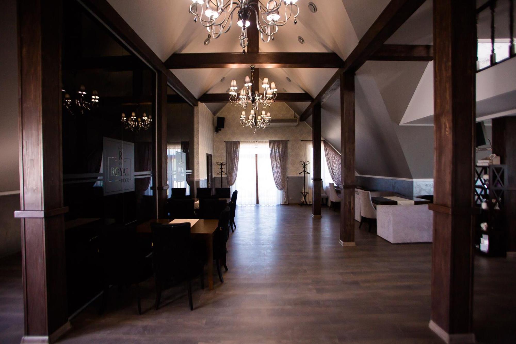 Royal Wood Hotel Rokytne  Esterno foto