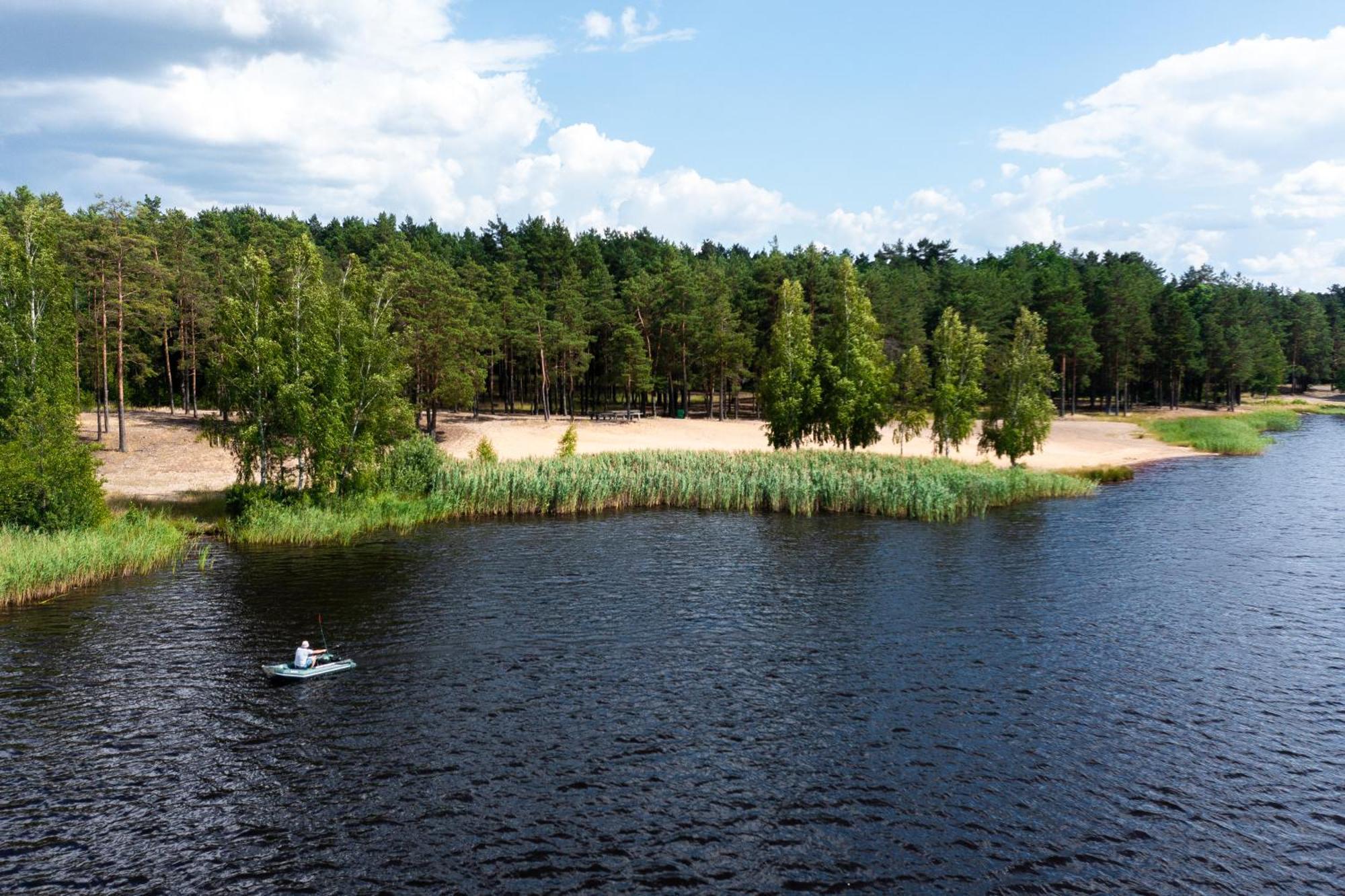 Royal Wood Hotel Rokytne  Esterno foto